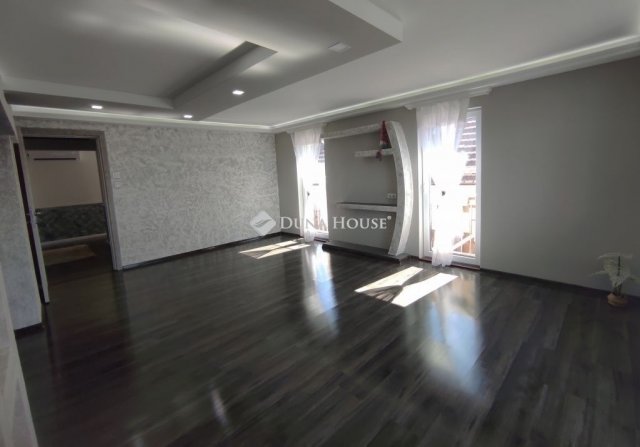 Eladó családi ház, Mogyoródon 170 M Ft, 5 szobás