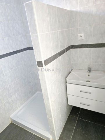 Eladó családi ház, Siklóson 36.9 M Ft, 3 szobás