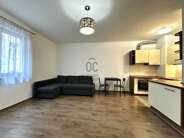 Kiadó téglalakás, albérlet, VI. kerületben, Rózsa utcában