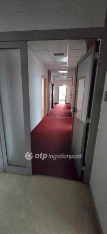 Eladó iroda, Debrecenben 650 M Ft / költözzbe.hu