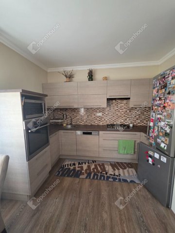 Kiadó családi ház, albérlet, Győrött 400 E Ft / hó, 4 szobás