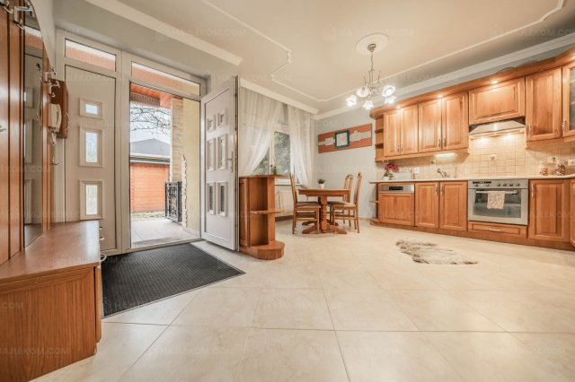 Eladó családi ház, Budapesten, XVII. kerületben 149.9 M Ft