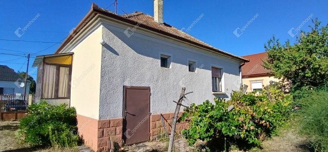 Eladó családi ház, Pácsonyon 24.9 M Ft, 3 szobás