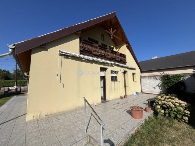 Eladó családi ház, Lukácsházán 74.99 M Ft, 4 szobás