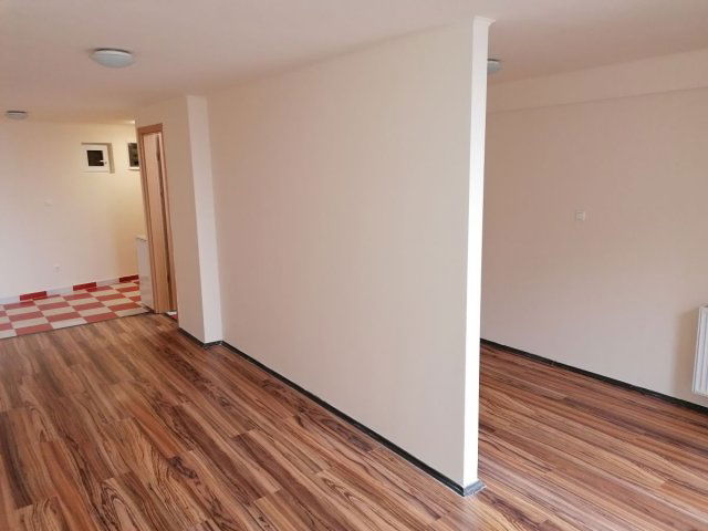 Kiadó téglalakás, albérlet, XII. kerületben, Istenhegyi úton