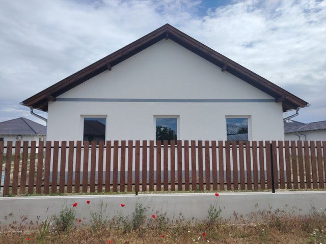 Eladó ikerház, Inárcson 85 M Ft, 3+1 szobás