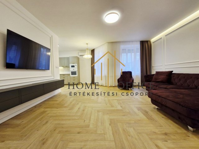 Eladó téglalakás, Debrecenben 99.9 M Ft, 3 szobás