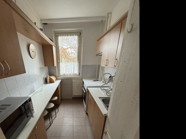 Eladó panellakás, Székesfehérvárott, Budai úton 49 M Ft