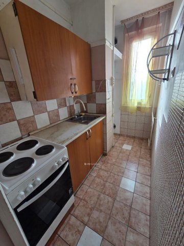 Eladó panellakás, Miskolcon 24.9 M Ft, 1+1 szobás