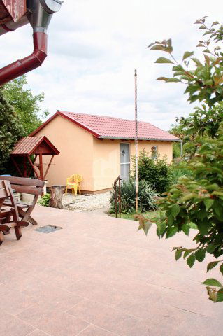 Eladó családi ház, Balatonfőkajáron 74.9 M Ft, 4 szobás