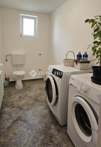 Eladó családi ház, Baksán 61.99 M Ft, 3 szobás