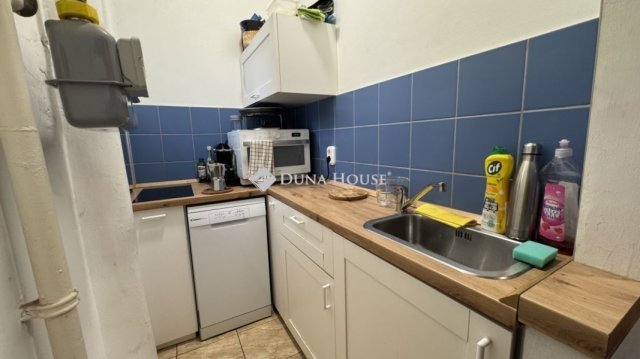 Eladó téglalakás, Budapesten, III. kerületben 58.7 M Ft