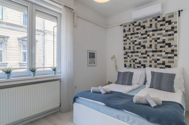 Eladó téglalakás, Budapesten, VII. kerületben, Dohány utcában