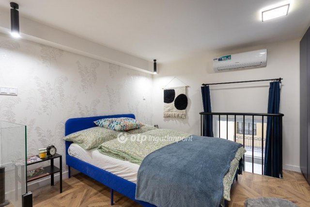 Eladó téglalakás, Budapesten, VI. kerületben 48 M Ft, 2 szobás