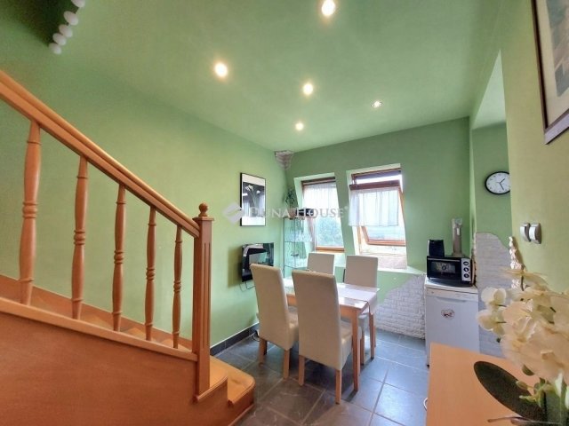 Eladó téglalakás, Székesfehérvárott 89.9 M Ft, 4 szobás