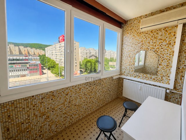 Eladó panellakás, Budapesten, III. kerületben 75.9 M Ft, 3 szobás