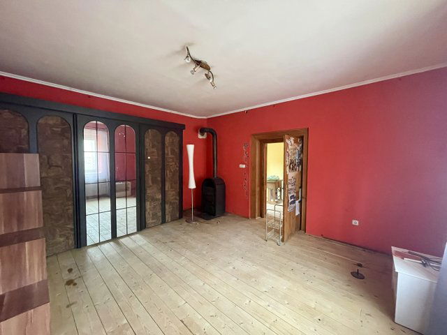 Eladó családi ház, Hőgyészen, Arany János utcában 15.9 M Ft