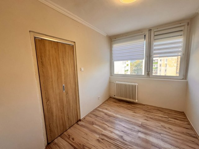 Eladó téglalakás, Kazincbarcikán, Tavasz utcában 19.5 M Ft