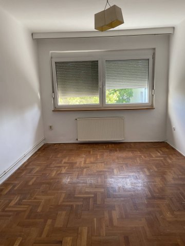 Eladó téglalakás, Pilisvörösváron 74 M Ft, 3 szobás