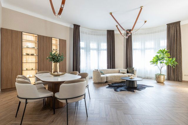 Eladó téglalakás, Budapesten, VII. kerületben 179 M Ft, 3 szobás