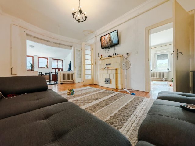 Eladó családi ház, Tatabányán 90 M Ft, 4 szobás