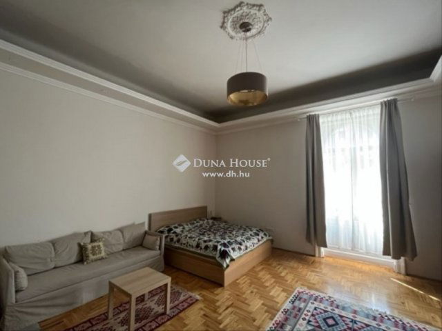 Eladó téglalakás, Budapesten, VIII. kerületben 79.9 M Ft