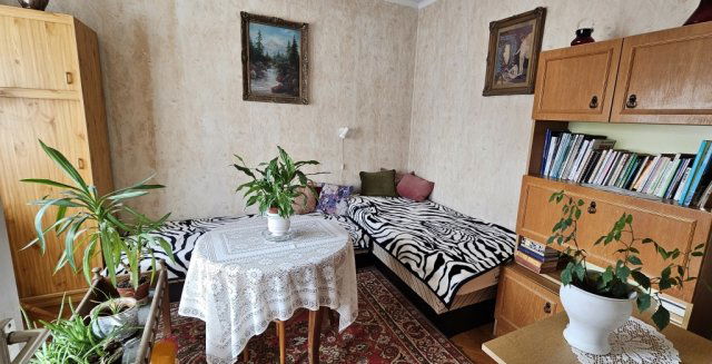 Eladó családi ház, Bogádon 64.99 M Ft, 4 szobás