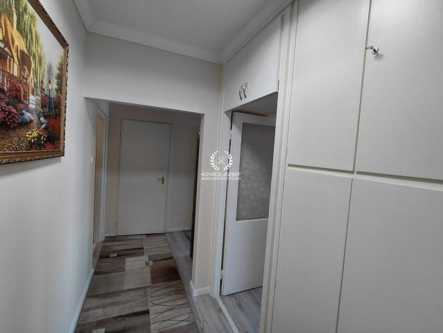 Eladó panellakás, Ózdon, Nemzetőr úton 17.9 M Ft, 2 szobás