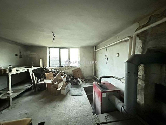 Eladó családi ház, Iregszemcsén 37 M Ft, 6 szobás