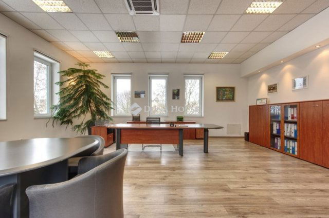 Kiadó iroda, Budakeszin 656 E Ft / hó / költözzbe.hu