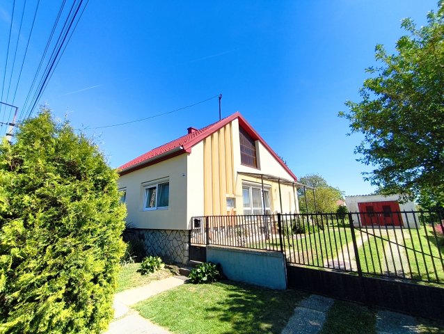 Eladó családi ház, Dombóváron, Kórház utcában 41.9 M Ft