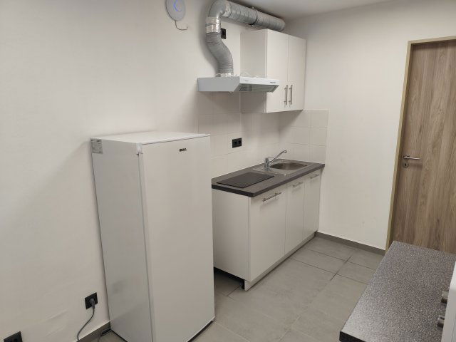 Kiadó téglalakás, albérlet, Miskolcon 90 E Ft / hó, 2 szobás