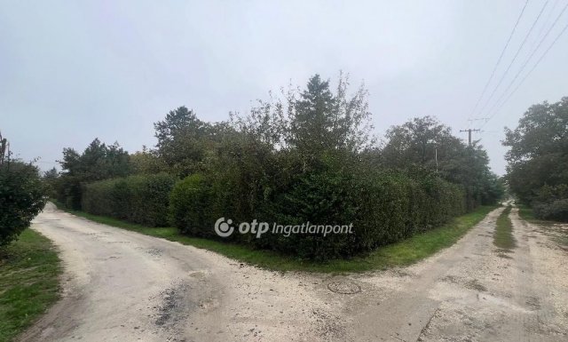 Eladó telek, Szolnokon 10 M Ft / költözzbe.hu