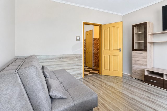 Eladó téglalakás, Tatabányán 45 M Ft, 3 szobás