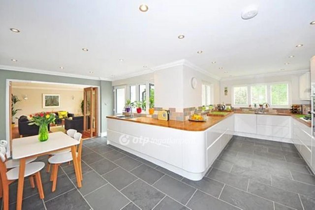 Eladó téglalakás, Mosonszolnokon 85 M Ft, 4 szobás