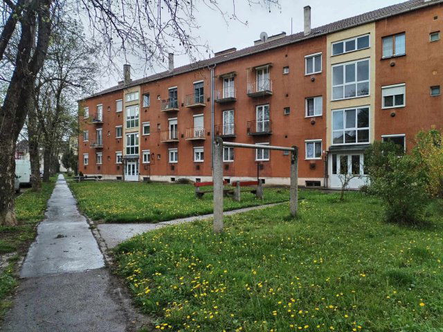 Eladó téglalakás, Bátonyterenyén 13.4 M Ft, 2 szobás