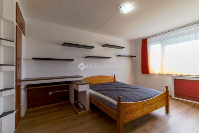 Eladó panellakás, Miskolcon 26.5 M Ft, 2 szobás