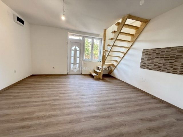 Eladó téglalakás, Budapesten, XX. kerületben 59.9 M Ft