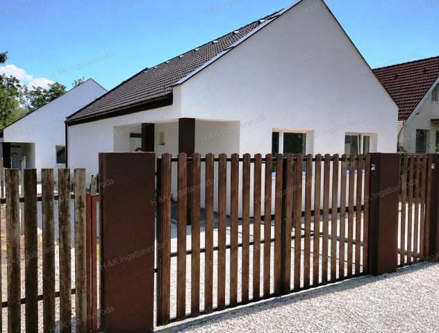 Eladó ikerház, Veresegyházon 115 M Ft, 4 szobás
