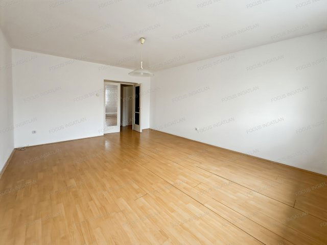 Eladó téglalakás, Kecskeméten 54.99 M Ft, 3 szobás