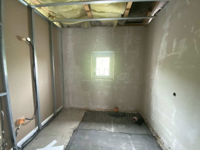 Eladó családi ház, Siófokon 94.9 M Ft, 4 szobás