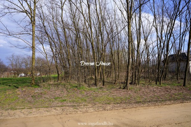 Eladó telek, Nyíregyházán 4.3 M Ft / költözzbe.hu