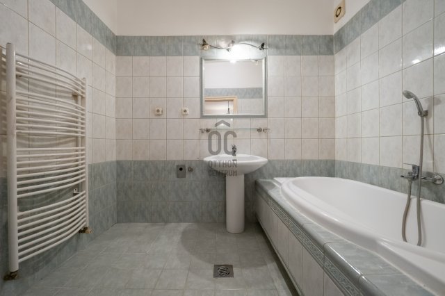 Eladó téglalakás, Pécsett, János utcában 62 M Ft, 2 szobás