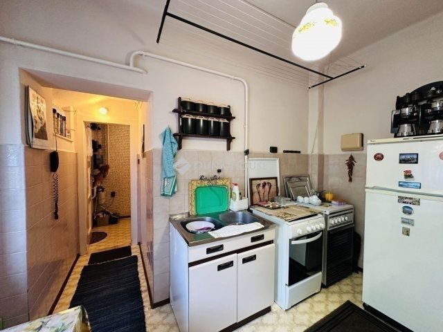 Eladó családi ház, Budapesten, IX. kerületben 63.9 M Ft