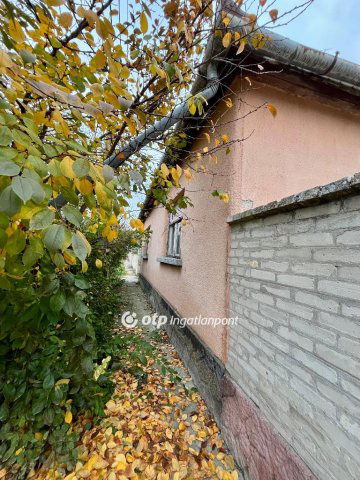 Eladó családi ház, Fajszon 13.5 M Ft, 4 szobás