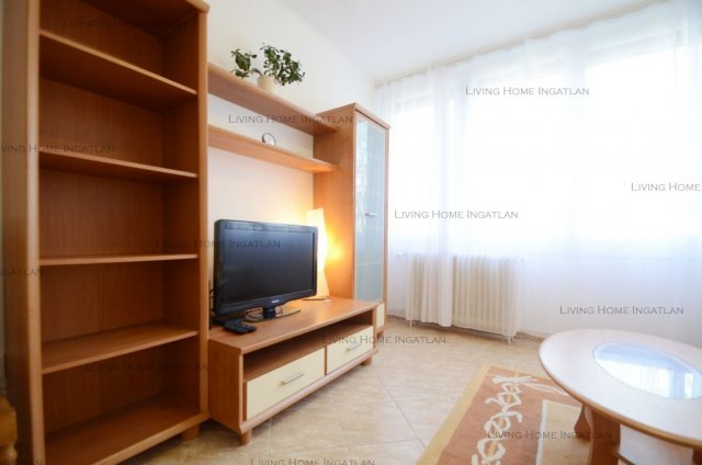 Kiadó téglalakás, albérlet, Szentendrén 185 E Ft / hó