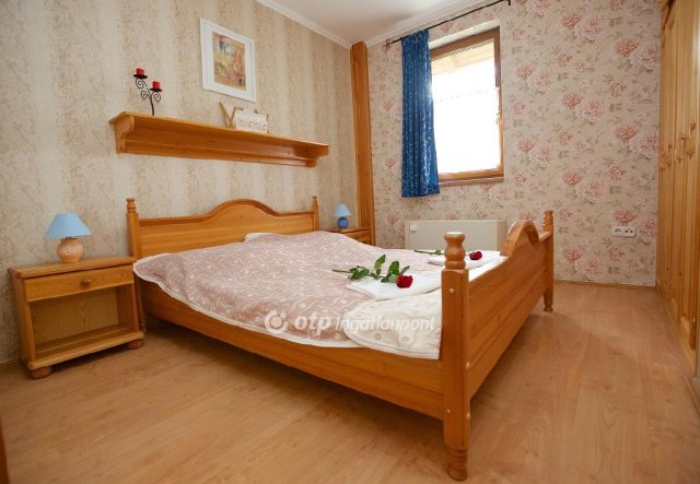 Eladó családi ház, Hajdúszoboszlón 142 M Ft, 3+4 szobás