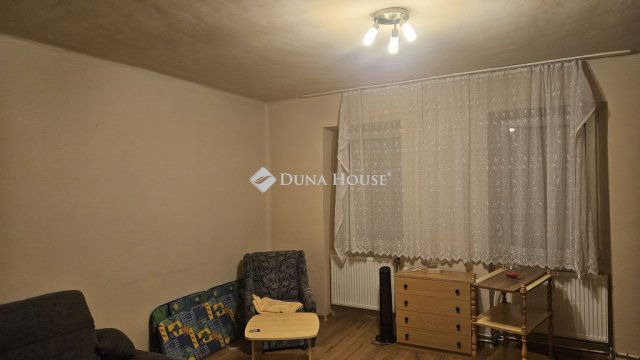 Eladó családi ház, Enyingen 29.1 M Ft, 2 szobás