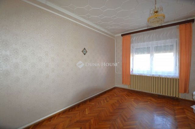 Eladó családi ház, Lókúton 59 M Ft, 3 szobás