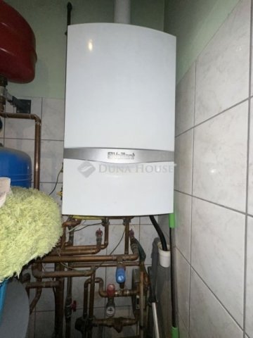 Eladó családi ház, Sárszentmihályon 155 M Ft, 6 szobás